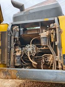 Buy Sumitomo S260 Used Excavator / 2 Buy Sumitomo S260 Used Excavator / 2