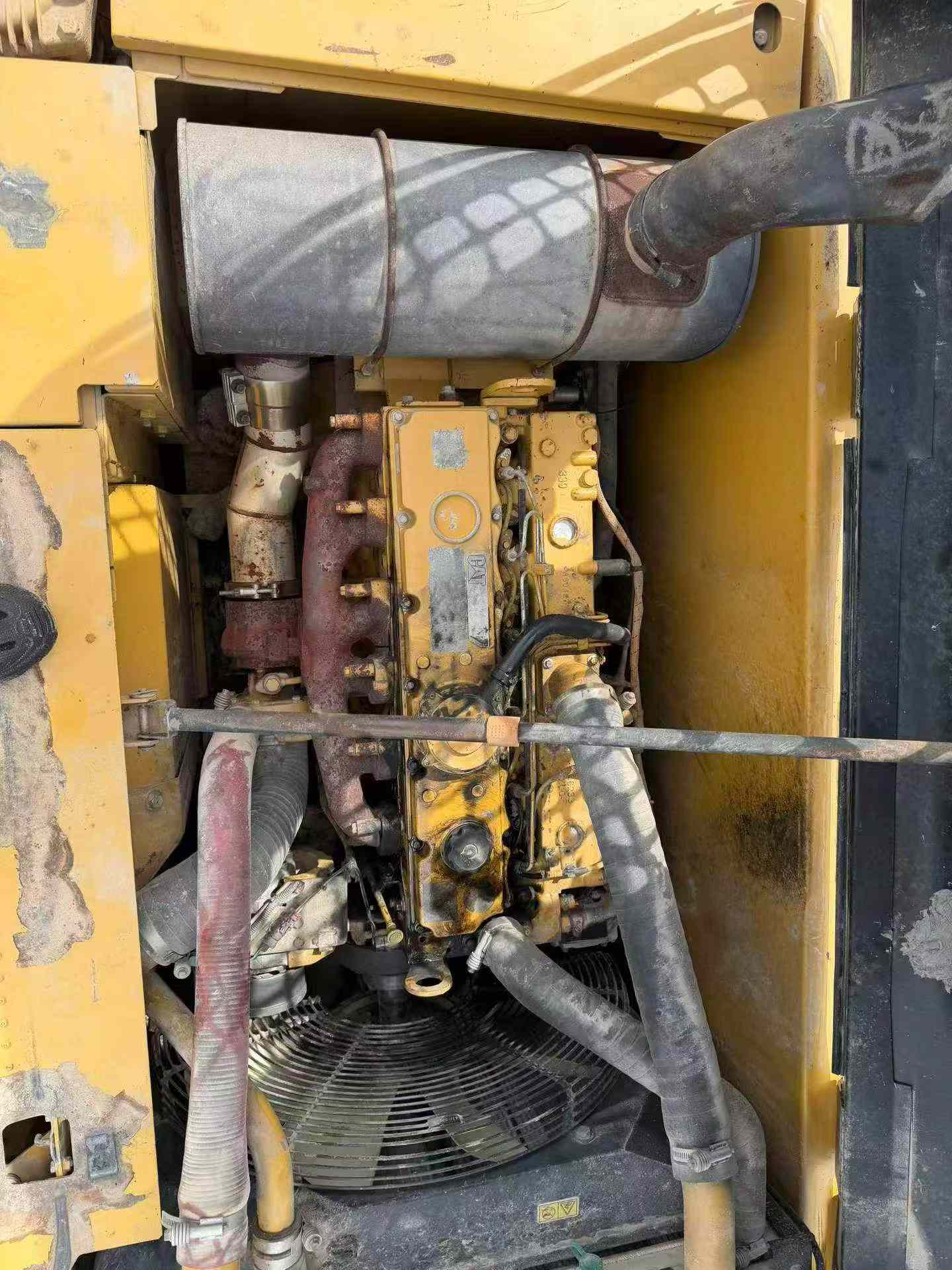 Buy Caterpillar 320D Used Excavator / 9