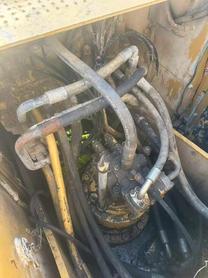 Buy Caterpillar 320DGC Used Excavator / 3 Buy Caterpillar 320DGC Used Excavator / 3