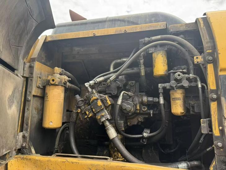 Buy Caterpillar 336E Used Excavator / 1