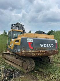 Buy Volvo L250G Used Excavator / 4 Buy Volvo L250G Used Excavator / 4