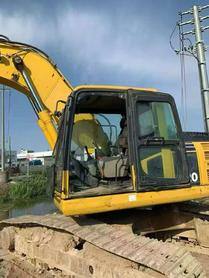 Buy Komatsu PC220-8 Used Excavator / 4 Buy Komatsu PC220-8 Used Excavator / 4