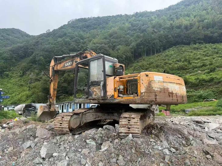 Buy Sany Used Excavator / 1