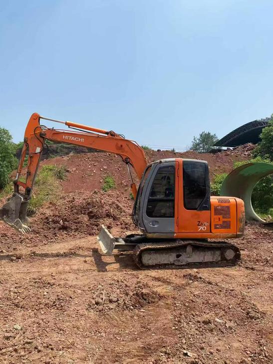 Buy Hitachi ZX60 Used Excavator / 1