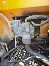 Buy XCMG XE135B Used Excavator / 2 Buy XCMG XE135B Used Excavator / 2