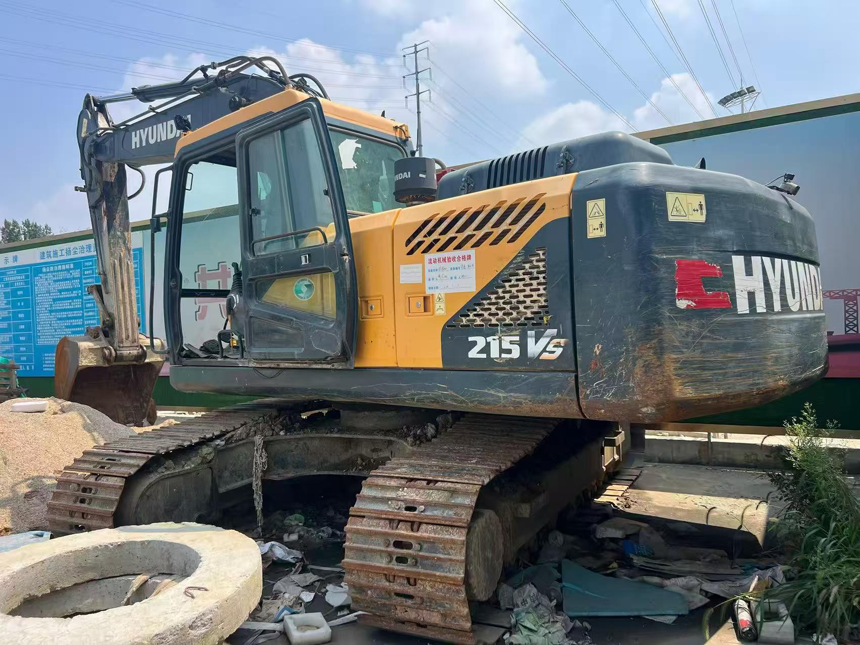 Buy Hyundai R215-7 Used Excavator / 3