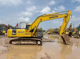 Buy Komatsu PC200-7 Used Excavator / 2 Buy Komatsu PC200-7 Used Excavator / 2