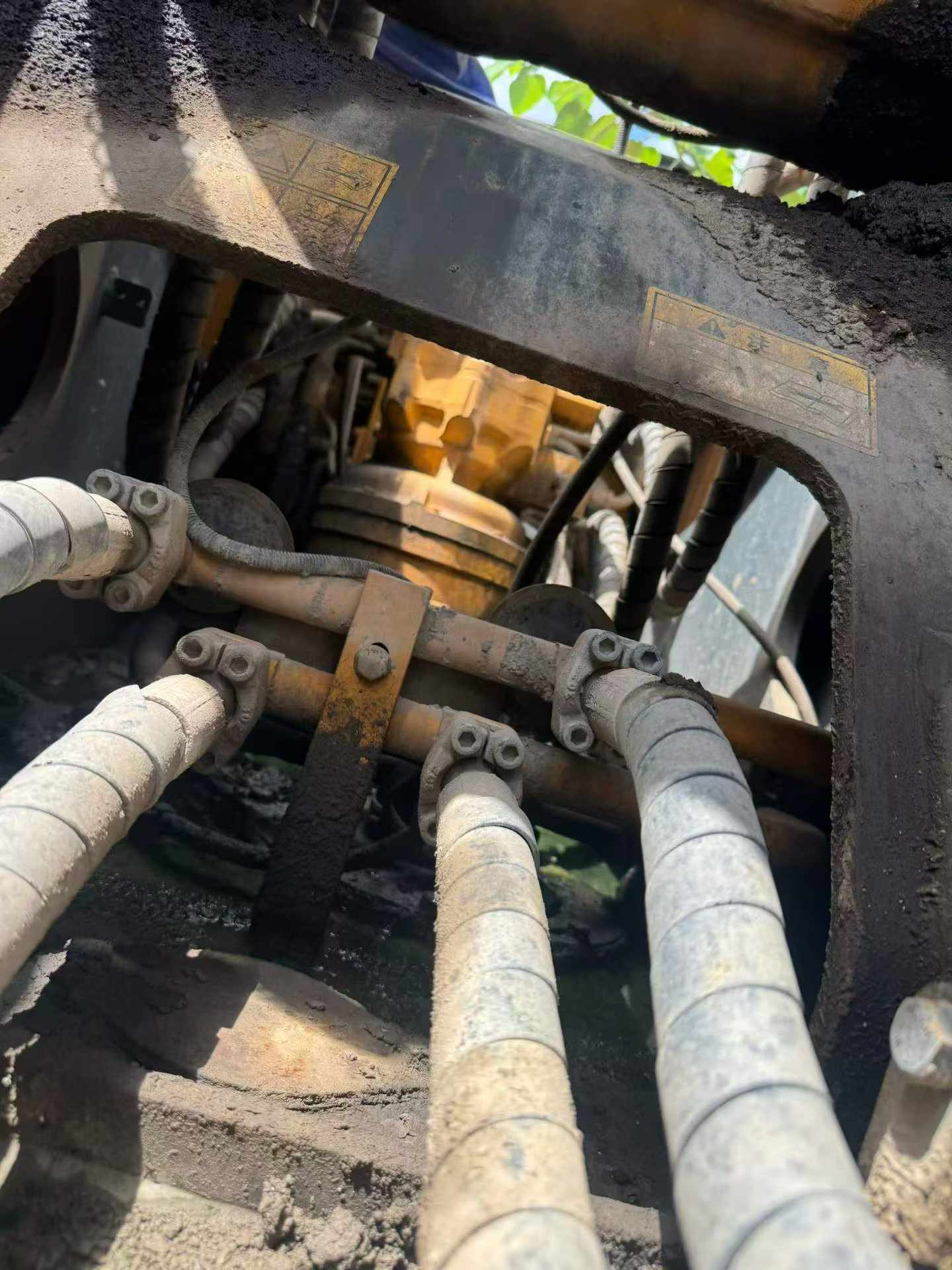 Buy Hyundai R215-7 Used Excavator / 2