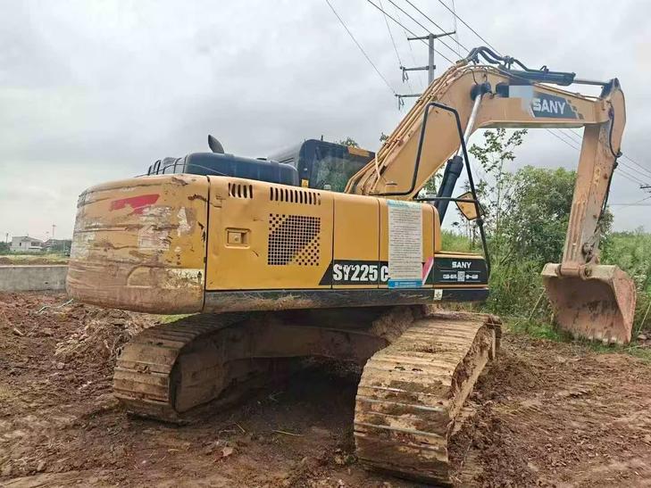 Buy Sany SY205C Used Excavator / 1