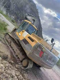 Buy Volvo L250G Used Excavator / 3 Buy Volvo L250G Used Excavator / 3