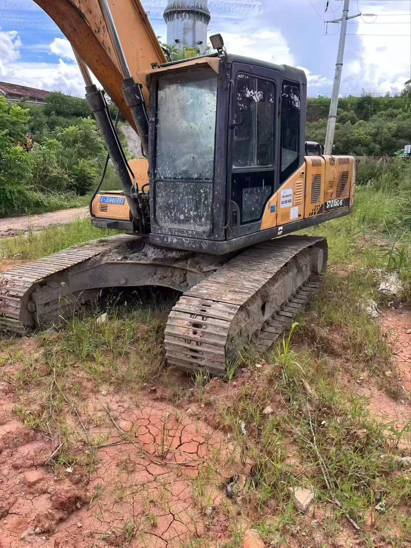 Buy Sany SY215C-8 Used Excavator / 2