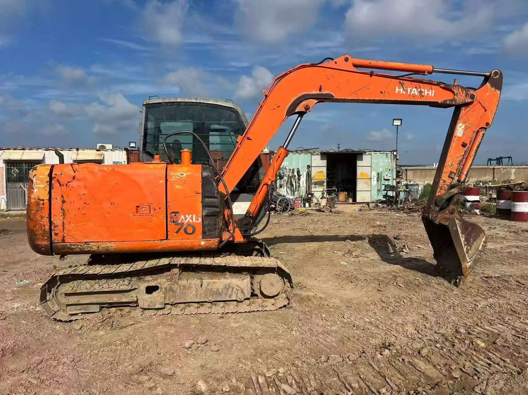 Buy Hitachi ZX60 Used Excavator / 9