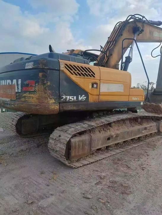 Buy Hyundai R275LVS Used Excavator / 1