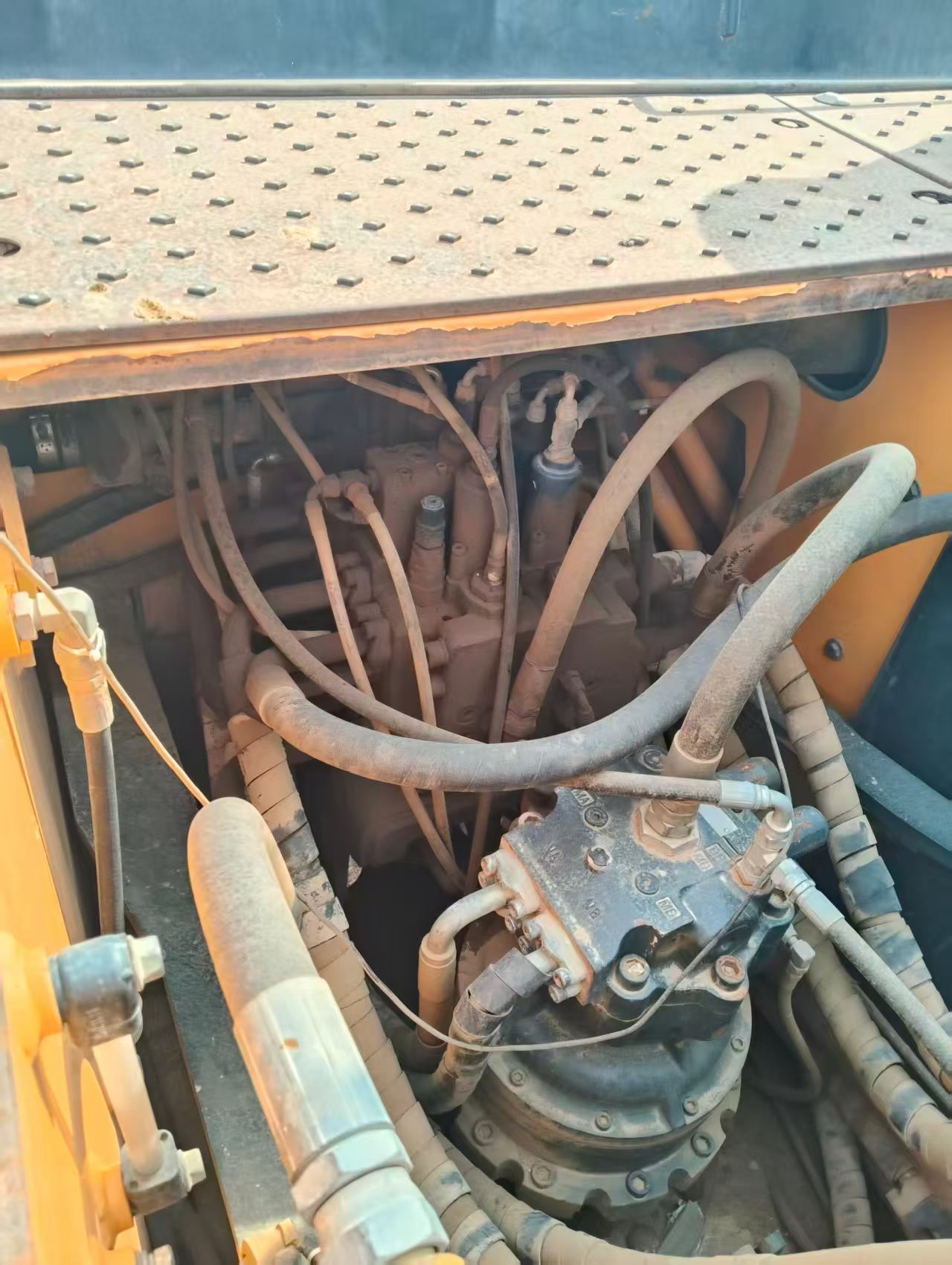 Buy Hyundai R225-7 Used Excavator / 5