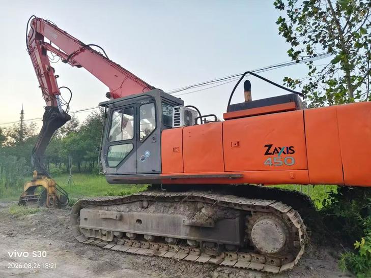 Buy Hitachi ZX450-6 Used Excavator / 1