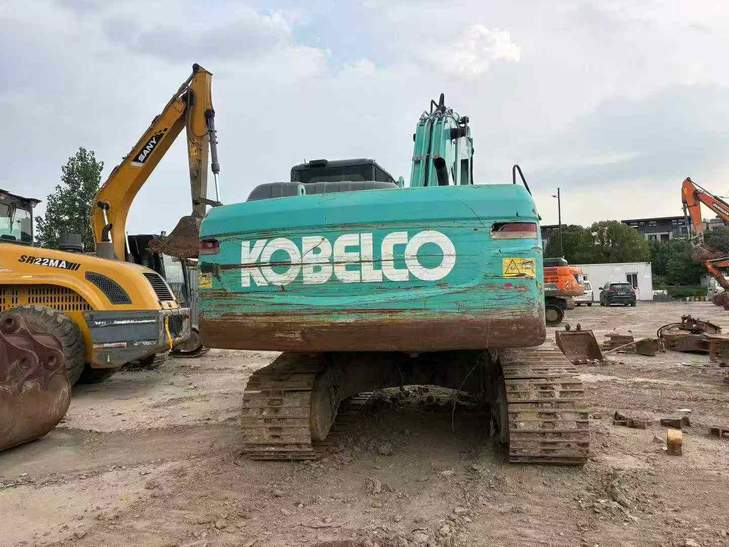Buy Kobelco SK200-10 Used Excavator / 1