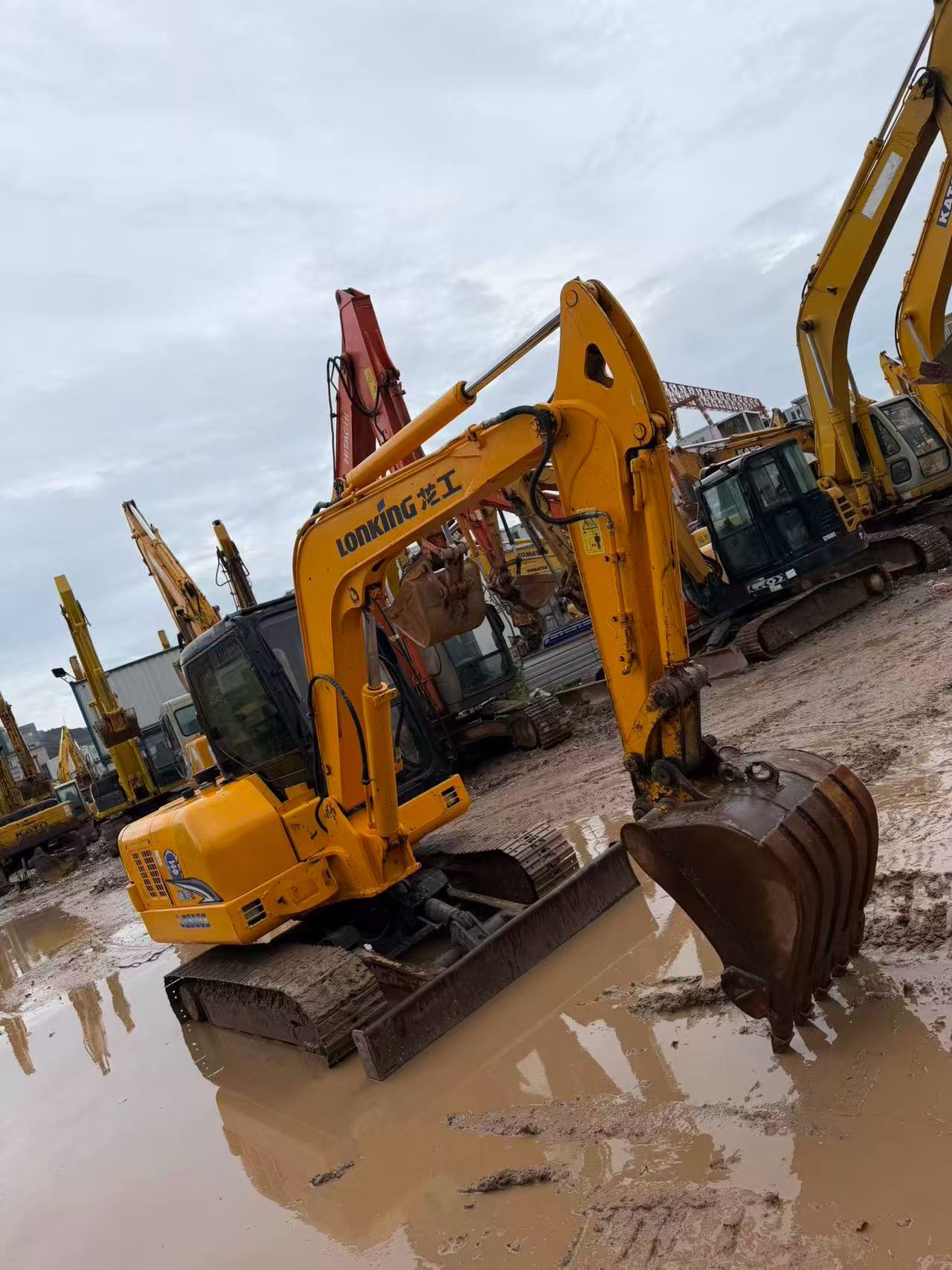 Buy XCMG XE60 Used Excavator / 8