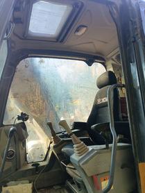 Buy XCMG XE135B Used Excavator / 7 Buy XCMG XE135B Used Excavator / 7
