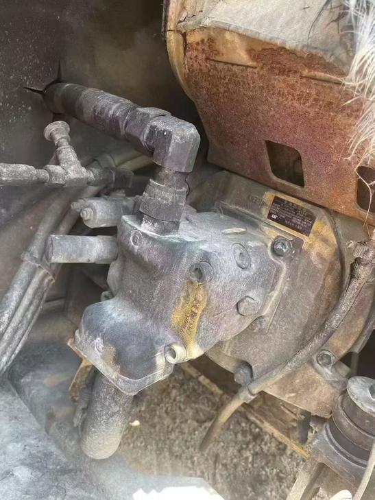 Buy Caterpillar Used Excavator / 1