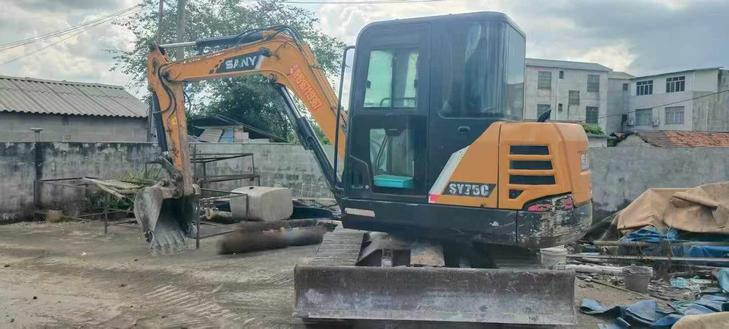 Buy Sany SY60 Used Excavator / 1