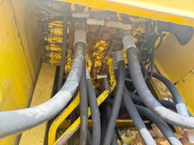 Buy Komatsu PC200-7 Used Excavator / 6 Buy Komatsu PC200-7 Used Excavator / 6