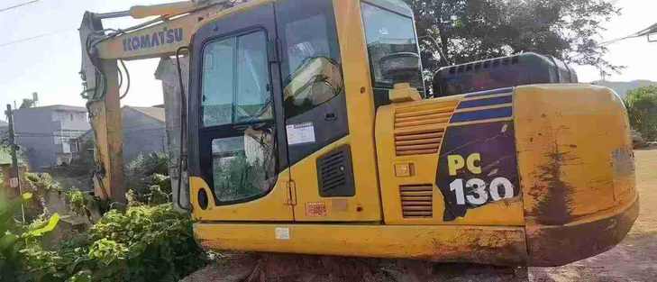 Buy Komatsu PC110-7 Used Excavator / 1