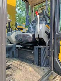 Buy XCMG XE75G Used Excavator / 4 Buy XCMG XE75G Used Excavator / 4