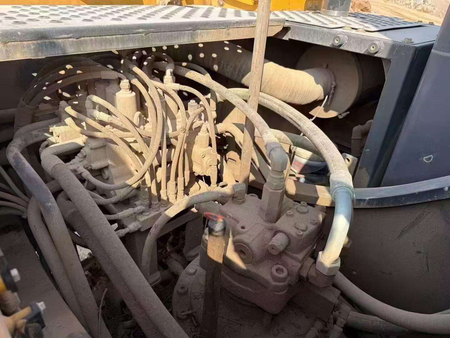Buy Volvo Used Excavator / 3