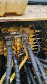 Buy Komatsu PC220 Used Excavator / 4 Buy Komatsu PC220 Used Excavator / 4