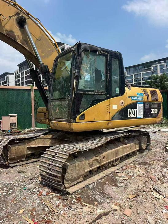 Buy Caterpillar 320D Used Excavator / 1