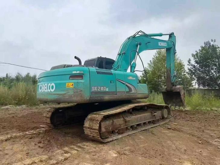 Buy Kobelco SK260 Used Excavator / 1