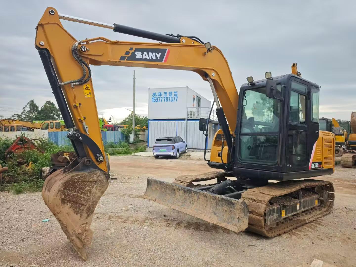 Buy Sany SY75C Used Excavator / 5