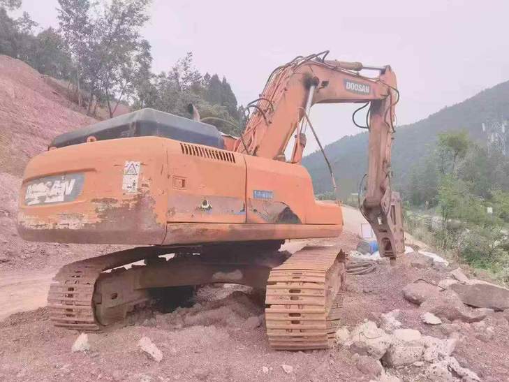 Buy Doosan S300 Used Excavator / 1