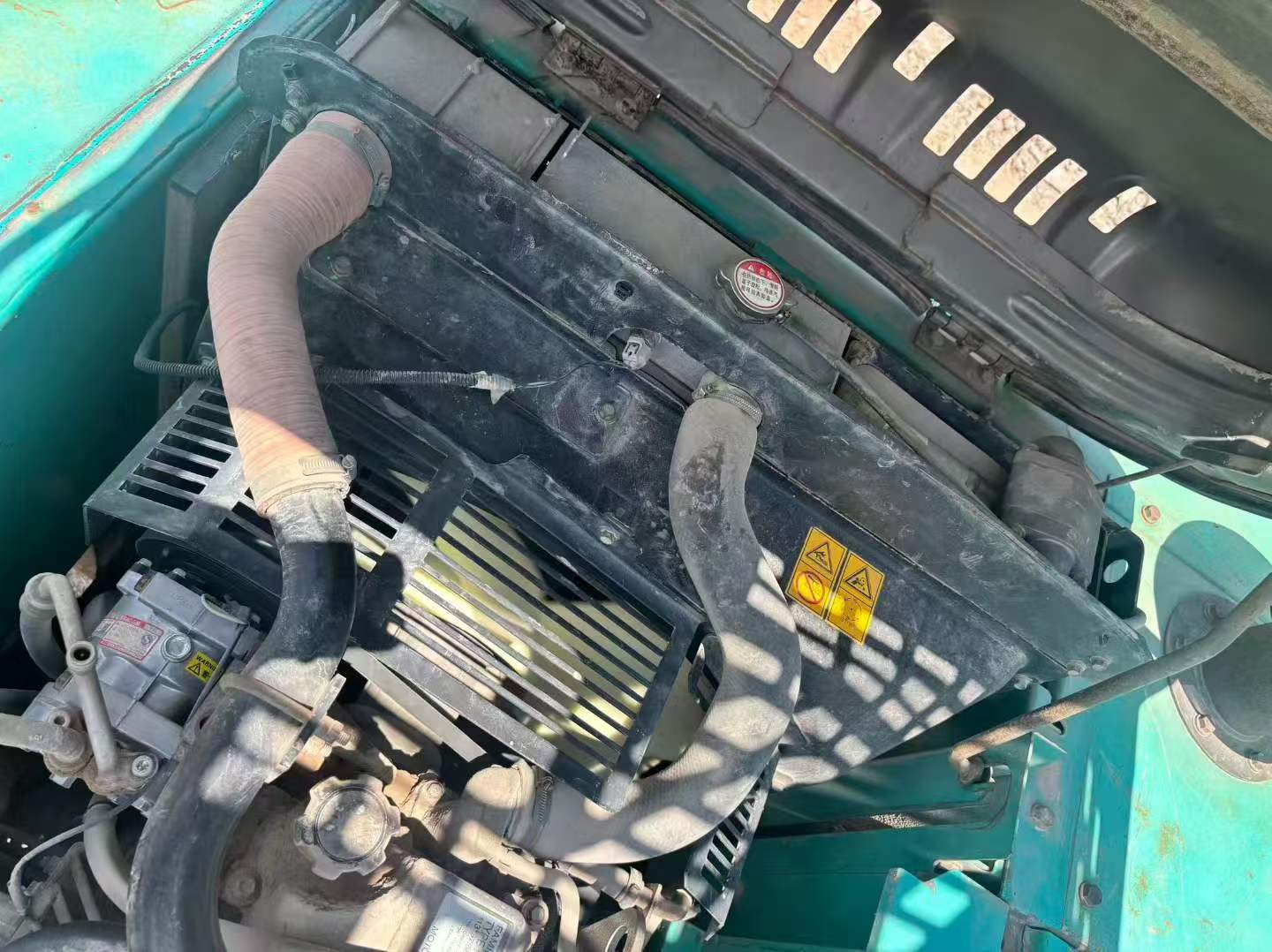 Buy Kobelco SK200 Used Excavator / 7