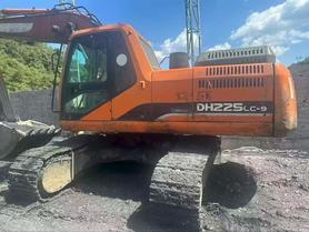 Buy Doosan DH225-9 Used Excavator / 3 Buy Doosan DH225-9 Used Excavator / 3