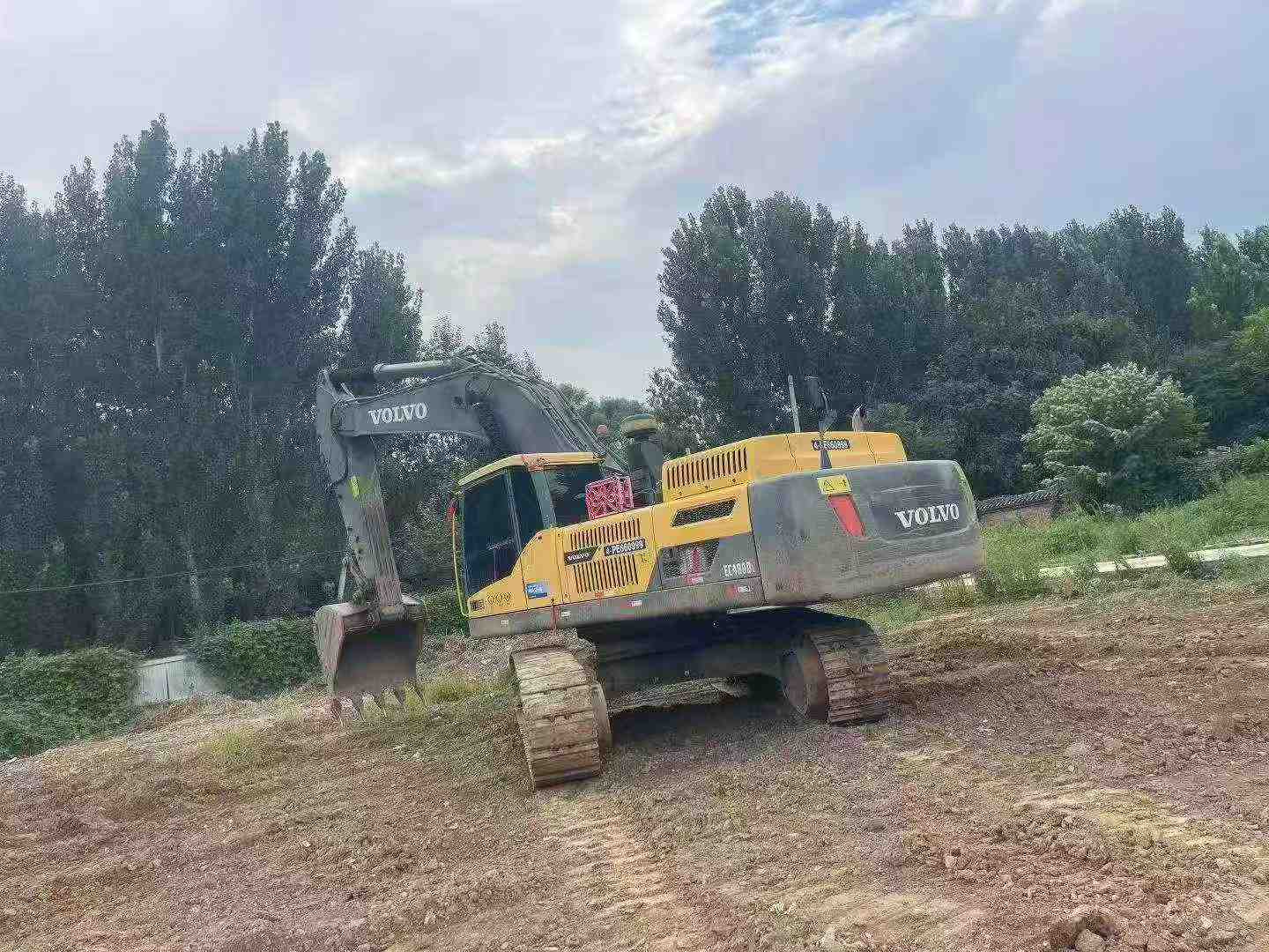 Buy Volvo EC480DL Used Excavator / 3