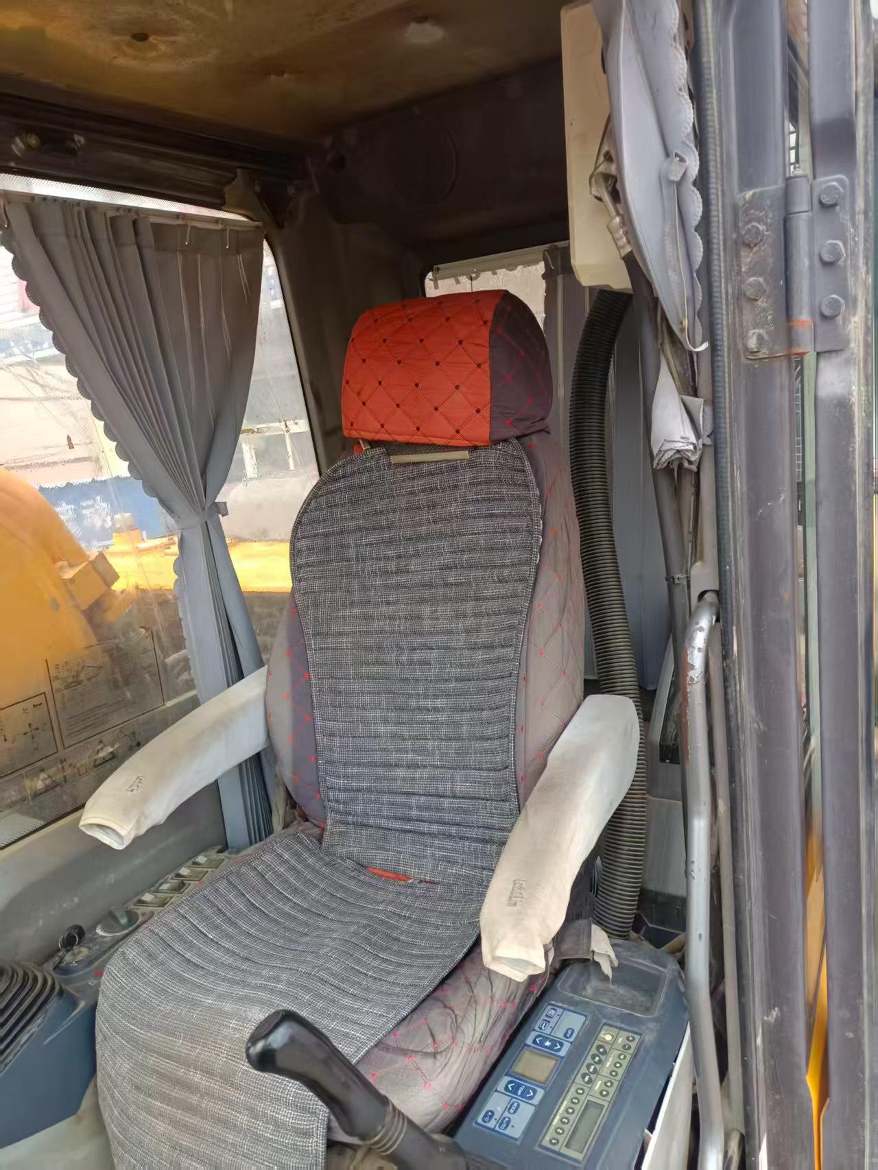 Buy Sany SY215C-8 Used Excavator / 4 Buy Sany SY215C-8 Used Excavator / 4