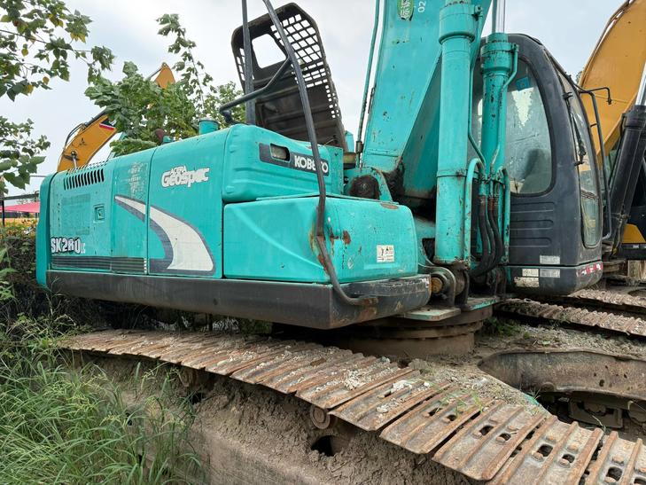Buy Kobelco SK260 Used Excavator / 1