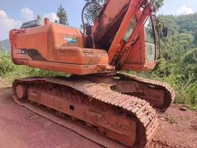 Buy Doosan DH215-9 Used Excavator / 4 Buy Doosan DH215-9 Used Excavator / 4