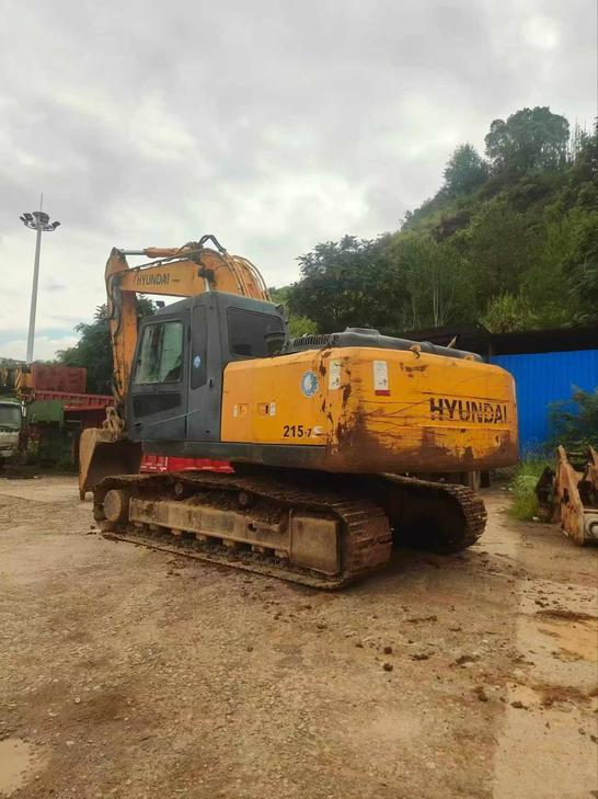 Buy Hyundai R215-7 Used Excavator / 1