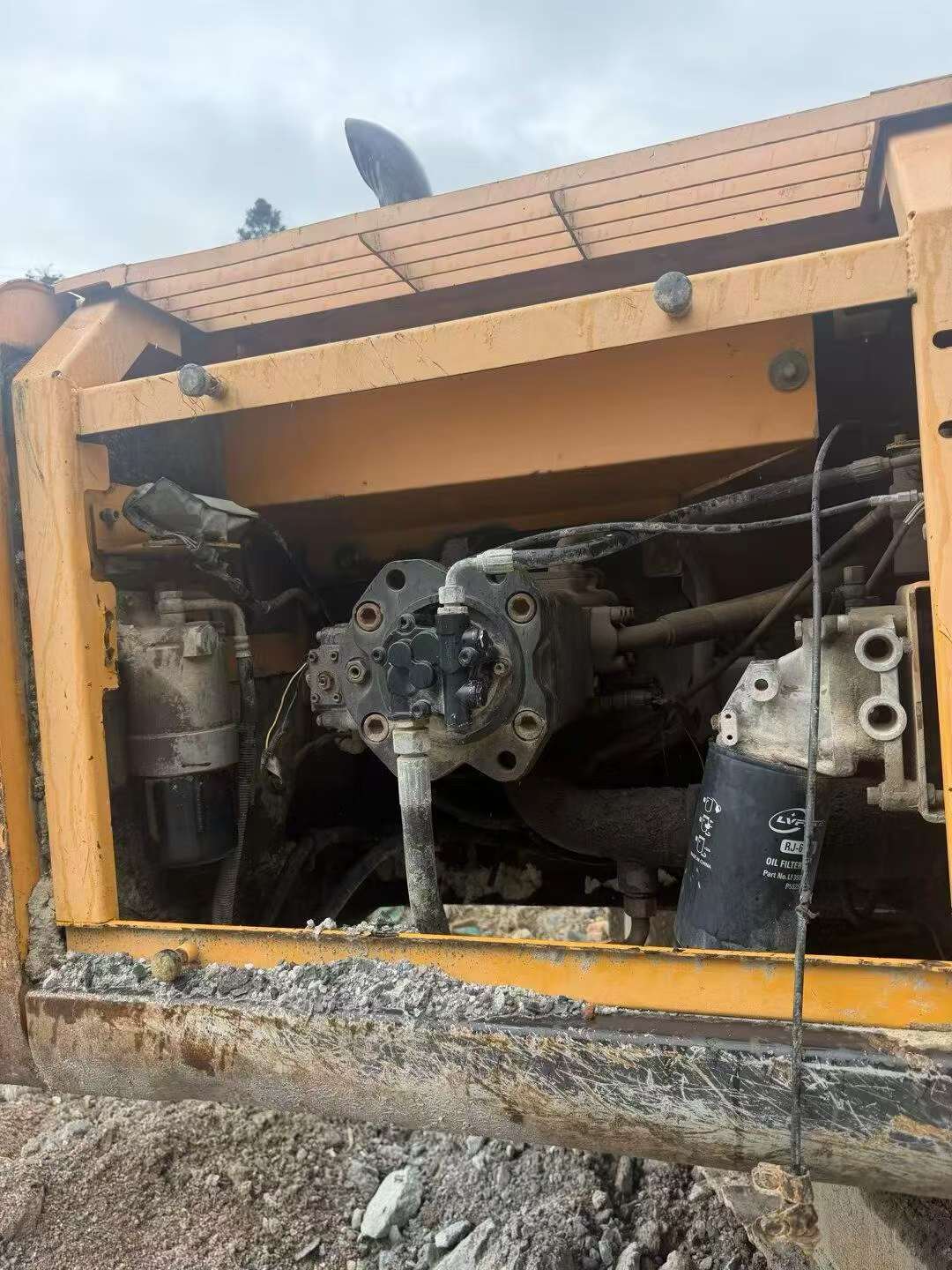 Buy Sany SY215C Used Excavator / 6