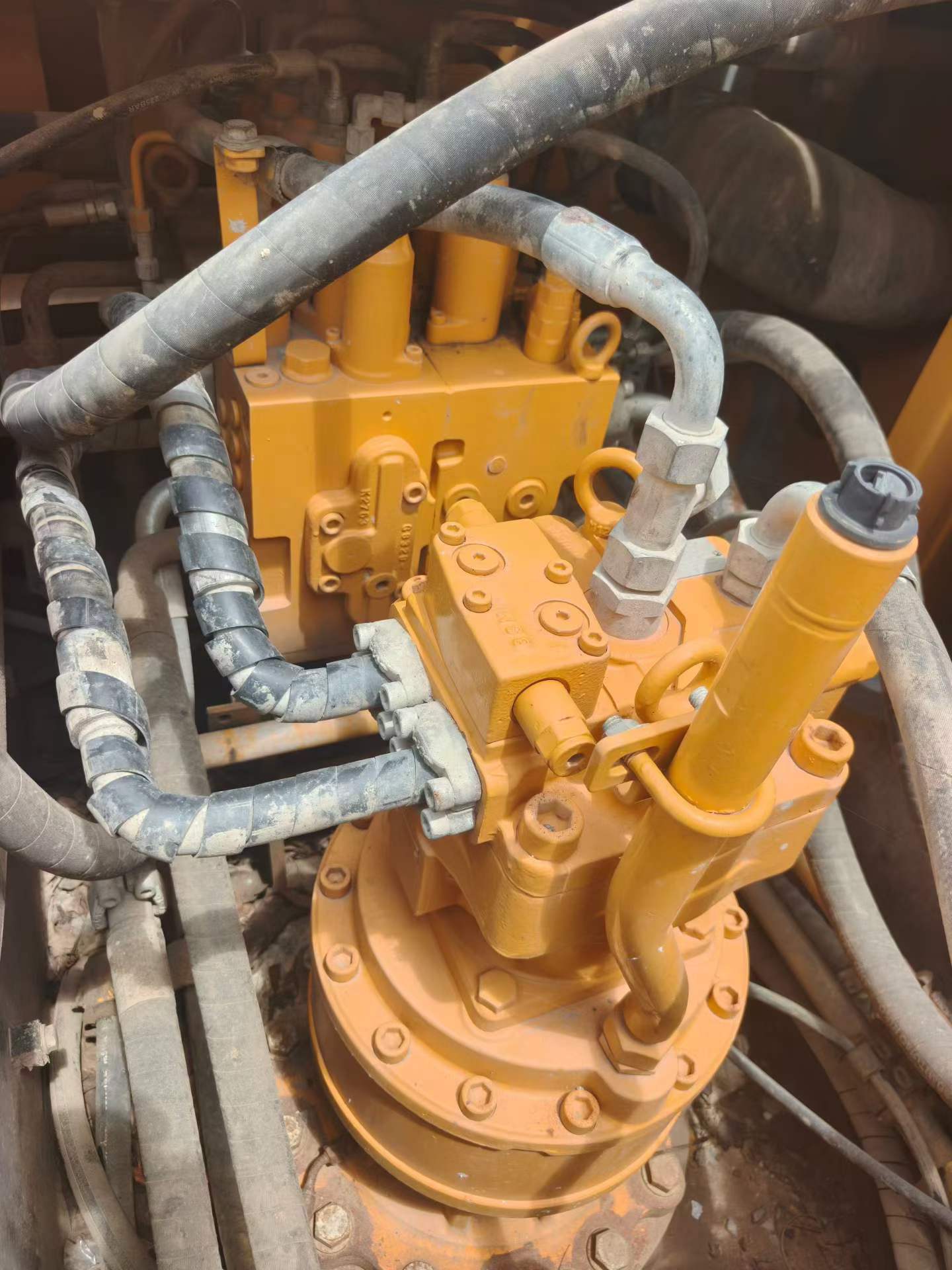 Buy Sany SY225C Used Excavator / 8