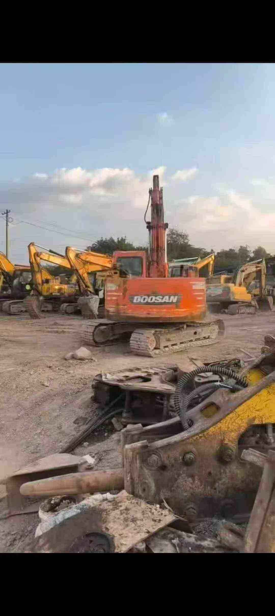 Buy Doosan DH150-7 Used Excavator / 3