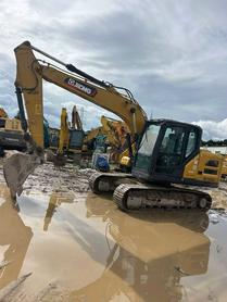 Buy XCMG XE135B Used Excavator / 7 Buy XCMG XE135B Used Excavator / 7