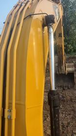 Buy Caterpillar 323 Used Excavator / 8 Buy Caterpillar 323 Used Excavator / 8