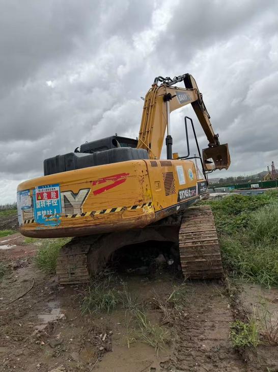 Buy Sany SY205C Used Excavator / 1