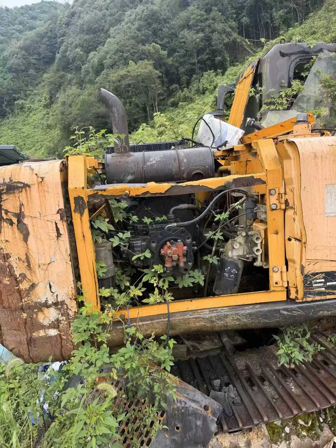 Buy Sany SY215C Used Excavator / 3