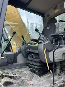 Buy Caterpillar 323D2L Used Excavator / 5 Buy Caterpillar 323D2L Used Excavator / 5