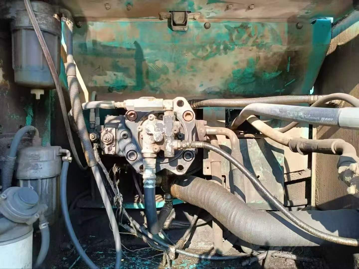 Buy Kobelco SK260 Used Excavator / 4