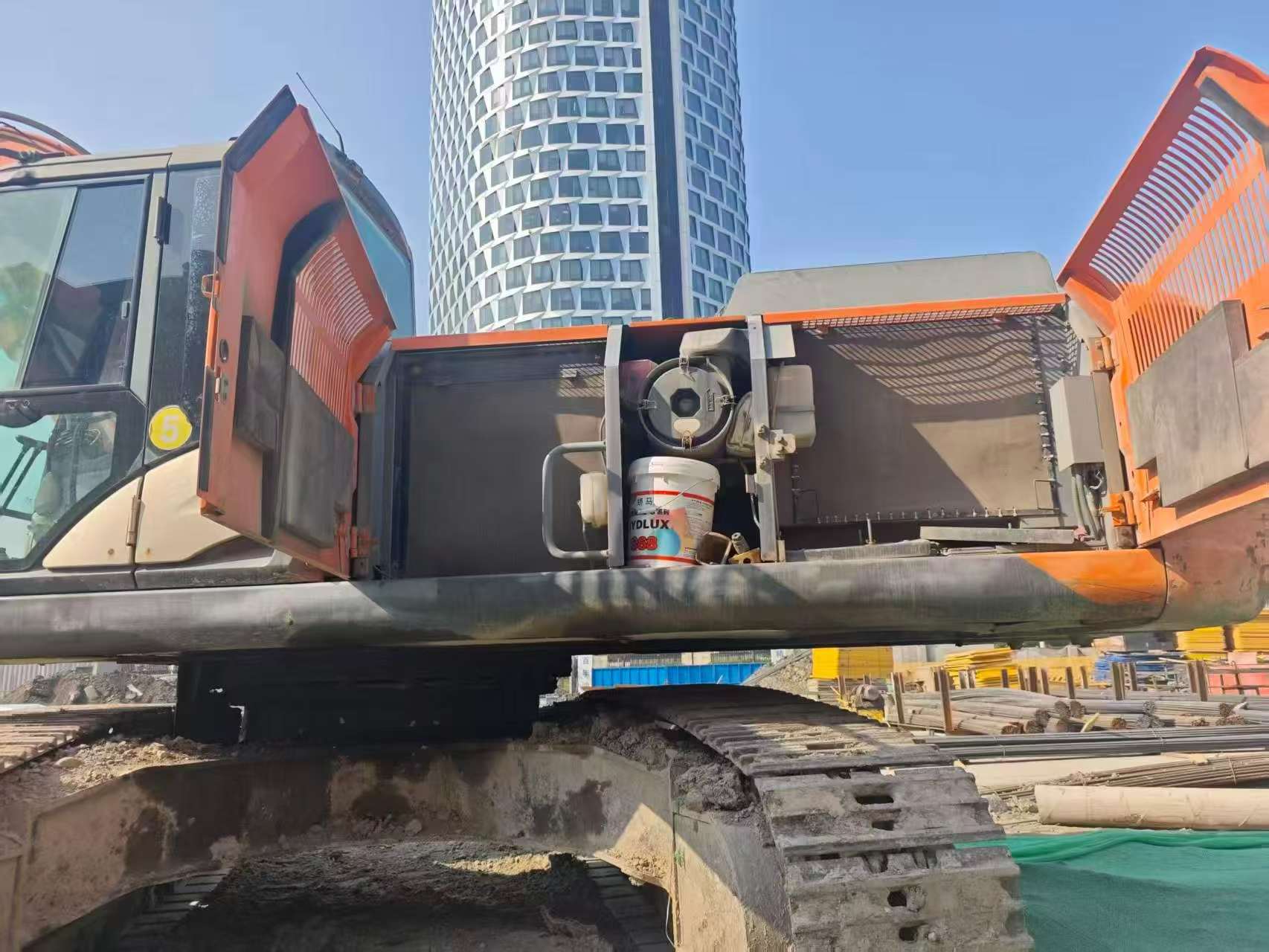 Buy Hitachi ZX330LC Used Excavator / 7